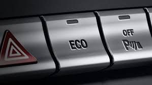 для чего кнопка eco в машине