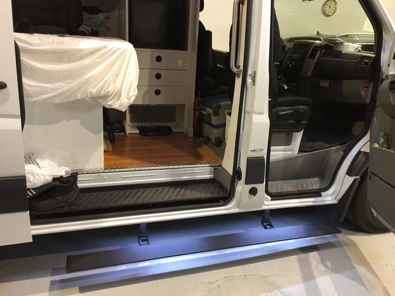 Sprinter motorized steps