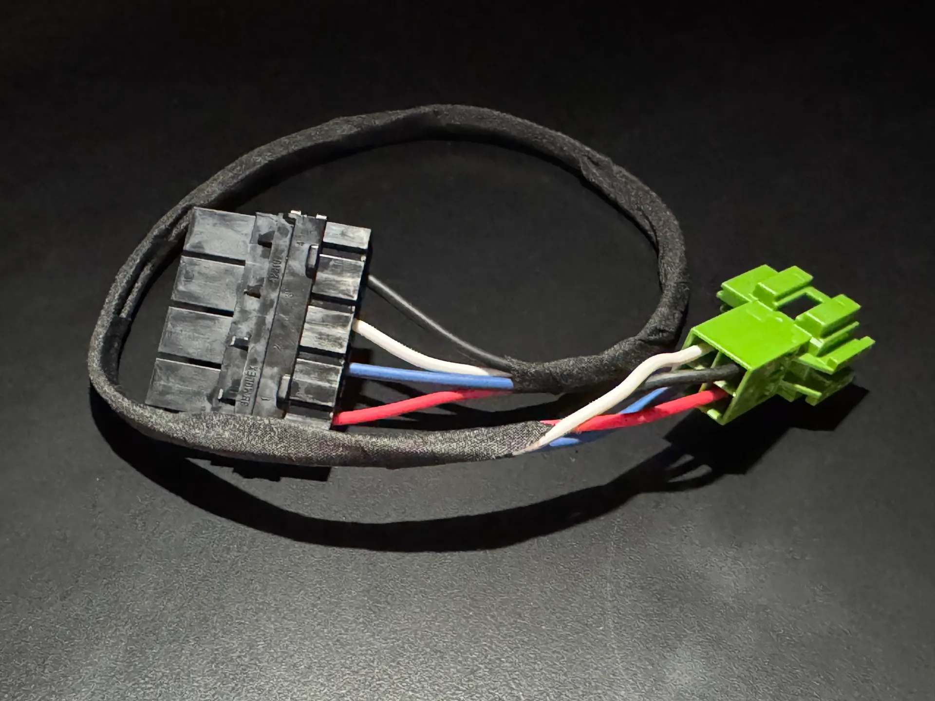 Plug & play Redarc Brake Controller Harness for 2008-2026 Sprinter (906/907)